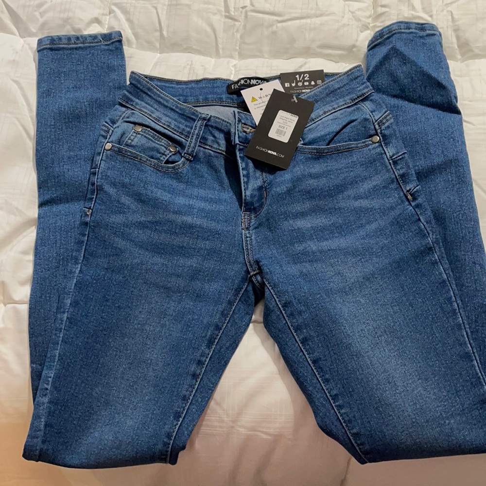 Fashion nova jeans